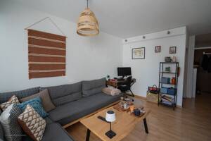 ***Heike Borchers Immobilien***Gemütliches Nest für 1 Person mit großem Süd-Balkon*** – 82008 Unterhaching – Vorschaubild 4