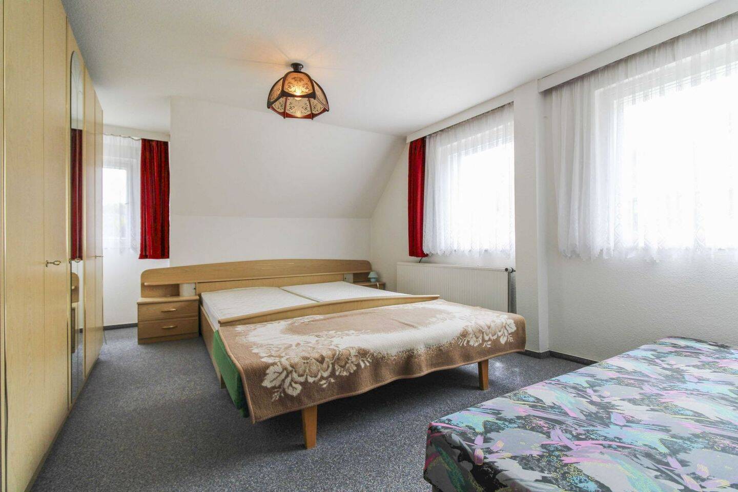 MFH mit 3 WE und 1 GE sowie Top-Potenzial zur flexiblen Nutzung in naturnaher Lage – Hermsdorf – Vorschaubild 9