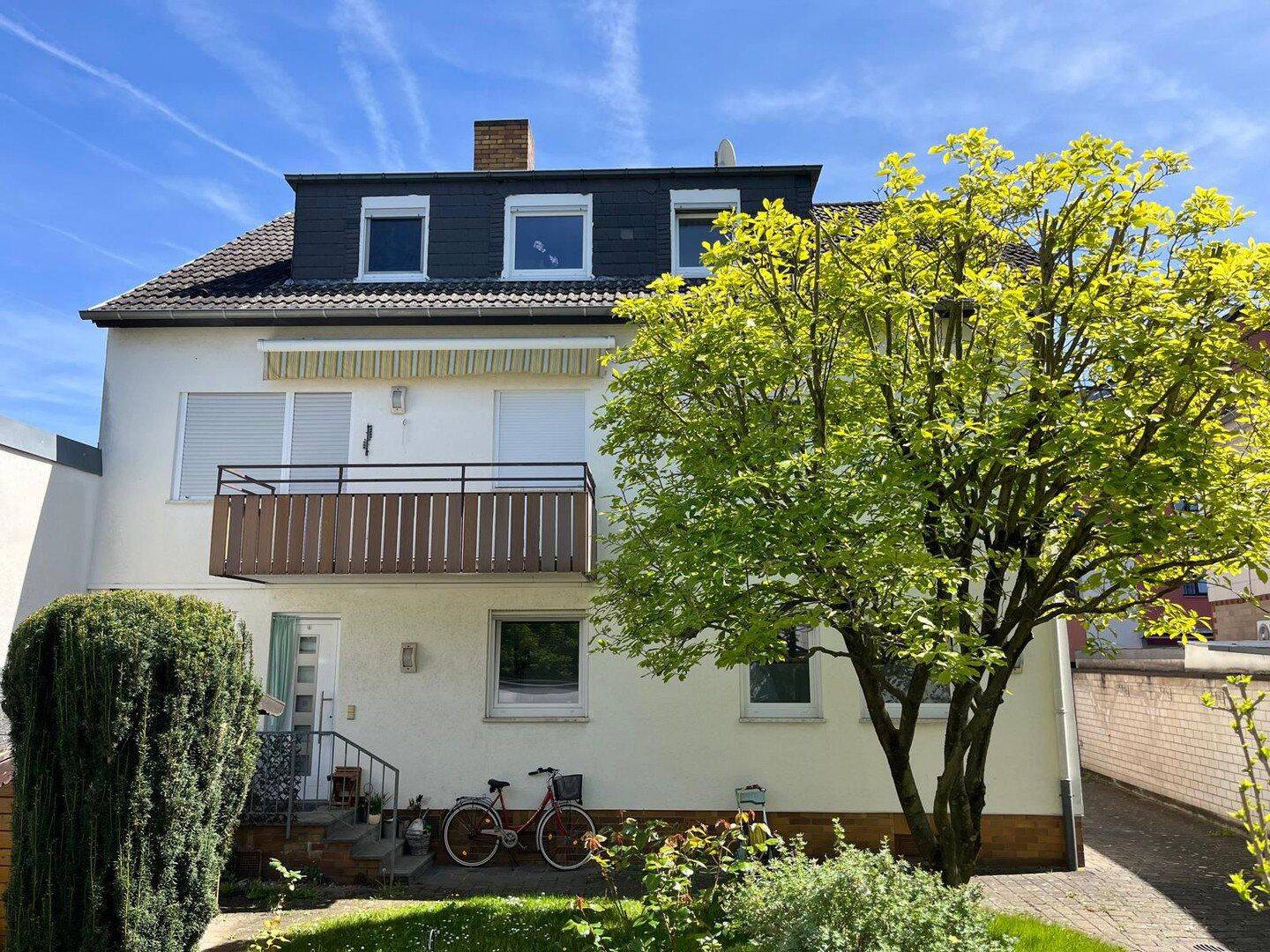 Mehrfamilienhaus mit Gewerberäumen in zentraler Lage von Mainz-Kostheim PROVISIONSFREI