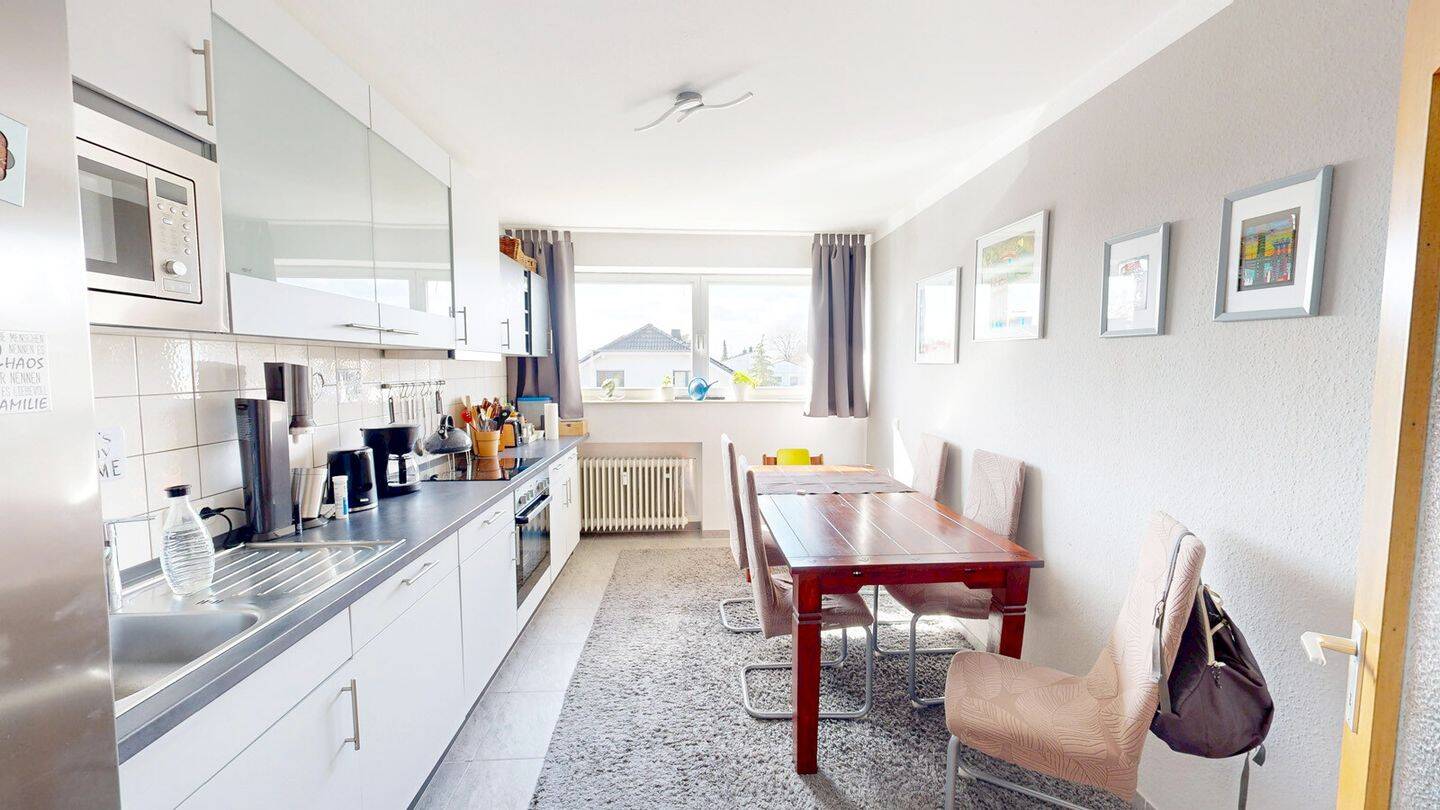 Erftstadt-Lechenich! Sonnenhelle 3-Zimmer-ETW mit Loggia in zentraler, begehrter Wohnlage! (LK 4984) – Erftstadt – Vorschaubild 4