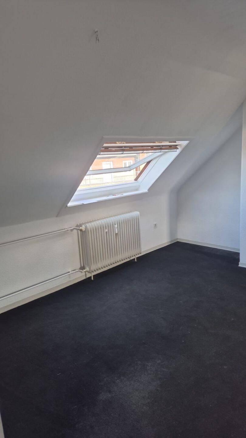Dachgeschosswohnung in zentraler Lage von Koblenz! – Koblenz – Vorschaubild 4