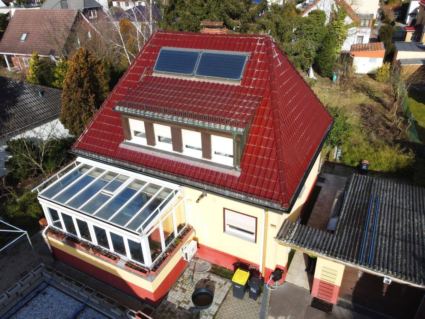 Einfamilienhaus in Berlin-Rudow (bezugsfrei) – 4 Zi. ca. 109 m² Wohnfläche plus ca. 56 m² Souterrain – Berlin – Vorschaubild 3