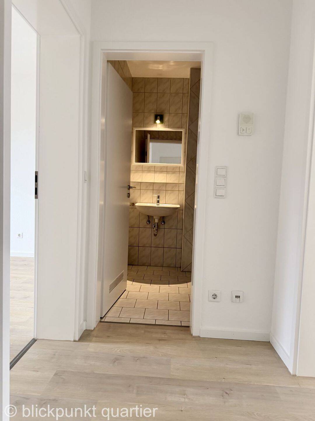 Selbstbezug oder Kapitalanlage: freie helle 2 Zimmer- Wohnung in Johannis – Nürnberg – Vorschaubild 5