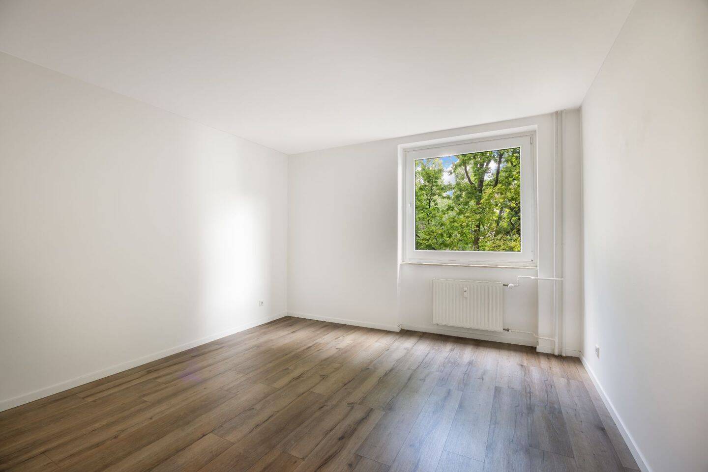 Großzügige, sanierte 3,5-Wohnung mit Loggia in zentraler Lage von Düsseldorf-Oberkassel! – Düsseldorf – Vorschaubild 8