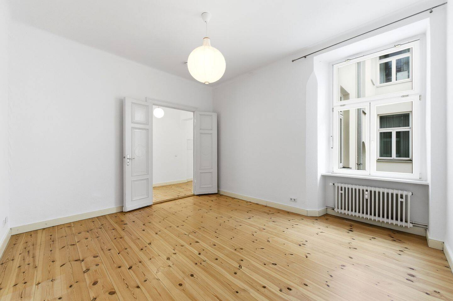 Sanierter Altbauklassiker | Nähe Hackescher Markt | 3 Zimmer – Berlin – Vorschaubild 3