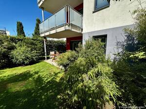 LICHTDURCHFLUTETER WOHNTRAUM m. SÜD-TERRASSE+TIEFGARAGE – 23556 Lübeck – Vorschaubild 7