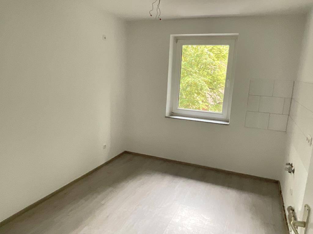 Alles fertig nur noch einziehen 3-Zimmer-Wohnung in Duisburg Beeckerwerth – Duisburg – Vorschaubild 7