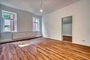 Erstbezug nach Sanierung: Helle 2-Zimmer-Wohnung mit hohen Decken in Bremen-Vegesack – 28757 Bremen – Vorschaubild 3