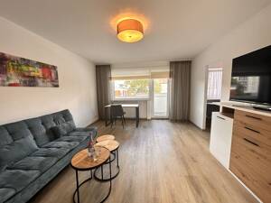 Helle Wohnung mit Balkon in Alt-Saarbrücken