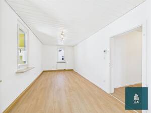 Renovierte 3,5-Zimmer Wohnung mit Außenstellplatz in der Neckarvorstadt – 70376 Stuttgart – Vorschaubild 7
