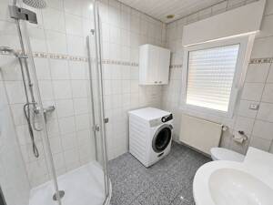Charmante und sanierte Doppelhaushälfte mit Hinterhaus in guter Lage von Frankfurt-Sossenheim – 65936 Frankfurt am Main – Vorschaubild 7
