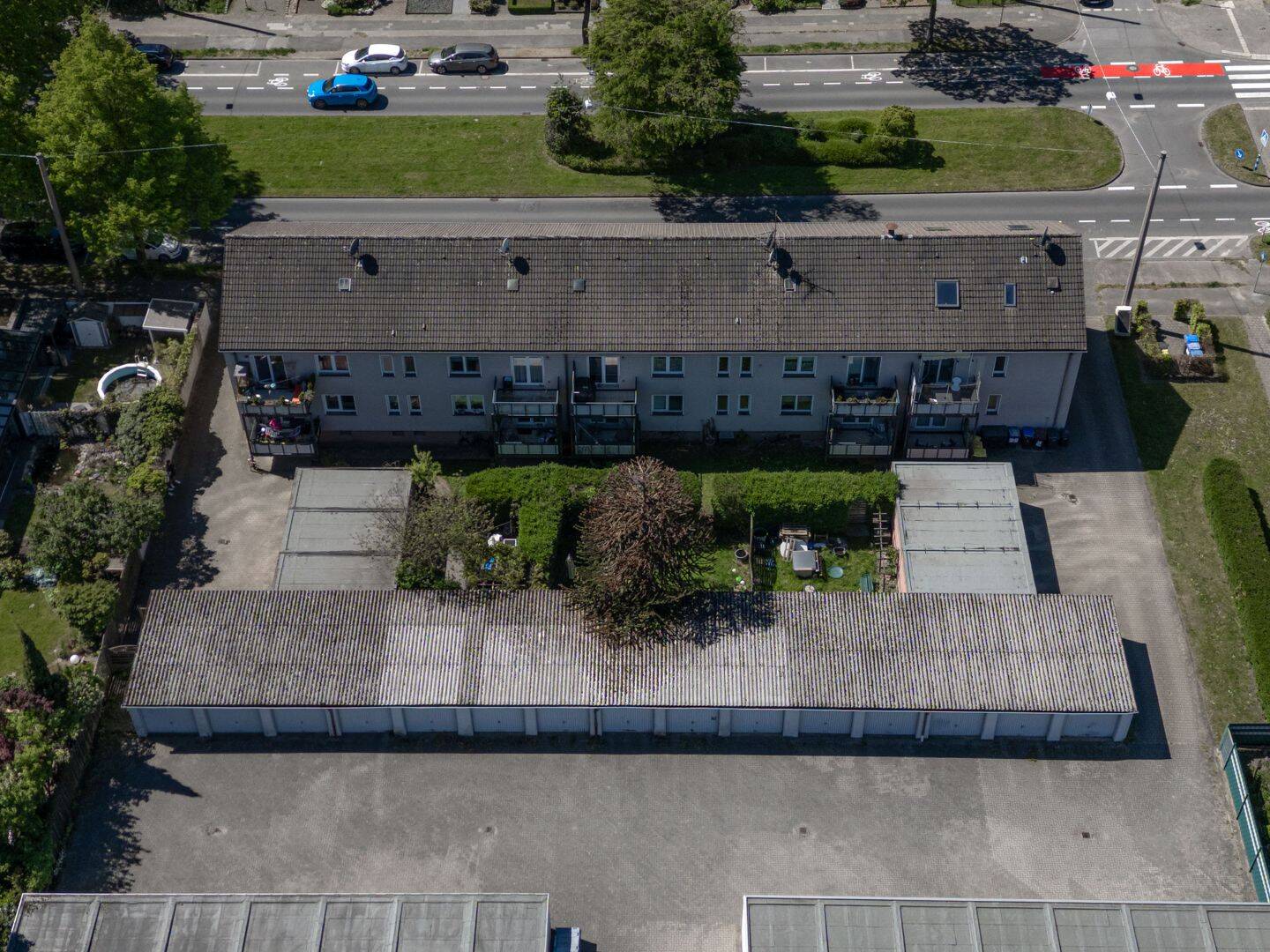 Investmentchance in Bottrop-Fuhlenbrock: Wohnobjekt mit 10 Einheiten und 21 Garagen – Bottrop – Vorschaubild 5