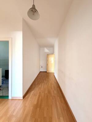 2 Zimmer Wohnung mit zwei Stellplätzen und Blick ins Grüne in Berlin Charlottenburg – 10589 Berlin – Vorschaubild 5