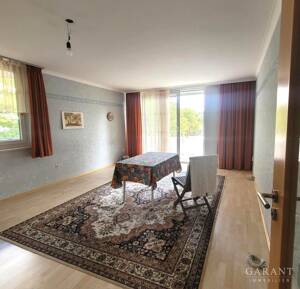 Sonniges und helles 3 Zimmer Juwel direkt am Ostpark - Tiefgaragenstellplatz inklusive - frei ! – 81735 München – Vorschaubild 2