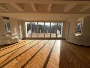 Maisonette Wohnung mit großer Terrasse