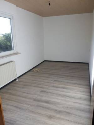 Schöne, helle EG Wohnung – 75449 Wurmberg – Vorschaubild 5