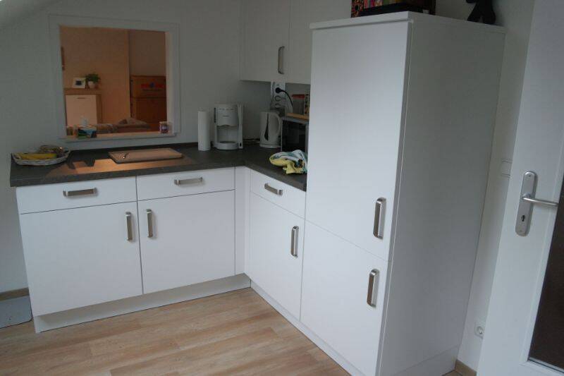 **Großzügig geschnittene 2-Zimmer-Wohnung mit EBK in ruhiger Lage** – Osnabrück – Vorschaubild 4