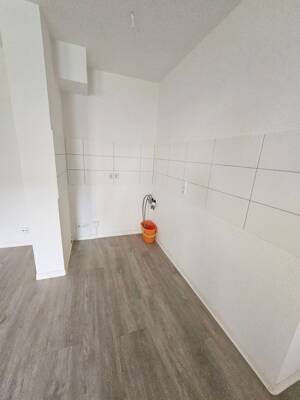 Praktische 1-Zimmer-Wohnung mit großem Wohnbereich. – 1139 Dresden – Vorschaubild 6