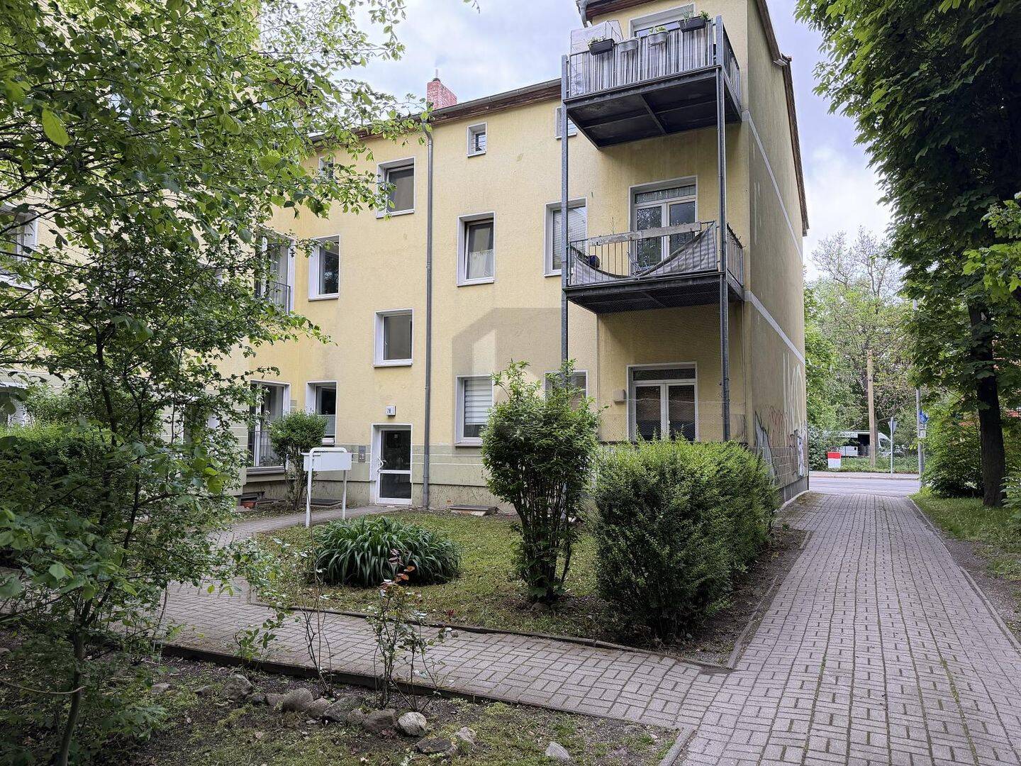 SCHÖNES DOMIZIL IN ZENTRALER LAGE – Berlin – Bild 1 von 4