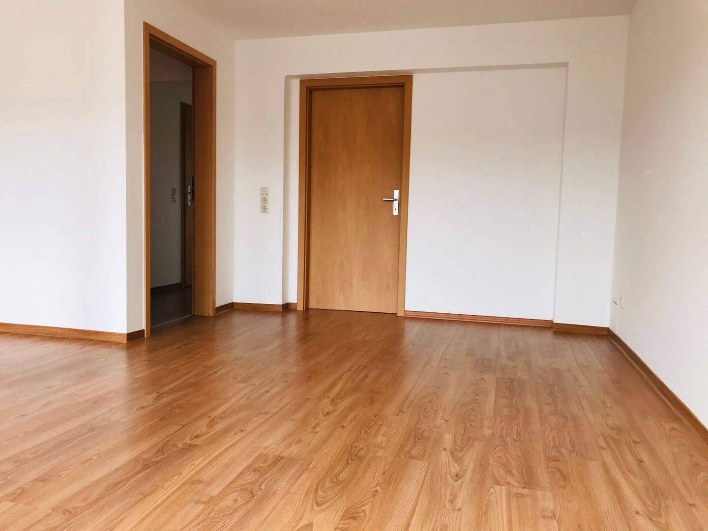 Gemütlich im Dachgeschoss mit Balkon und Dachschrägen wohnen – Chemnitz – Vorschaubild 9