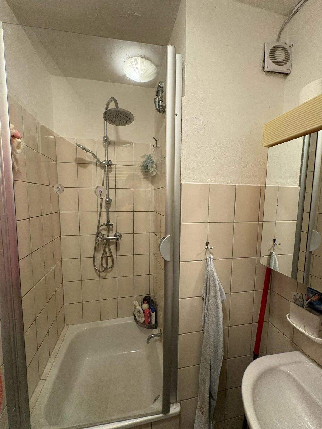 Helle 3/4-Zimmer-Wohnung mit viel Potenzial in Solingen – Solingen – Vorschaubild 8