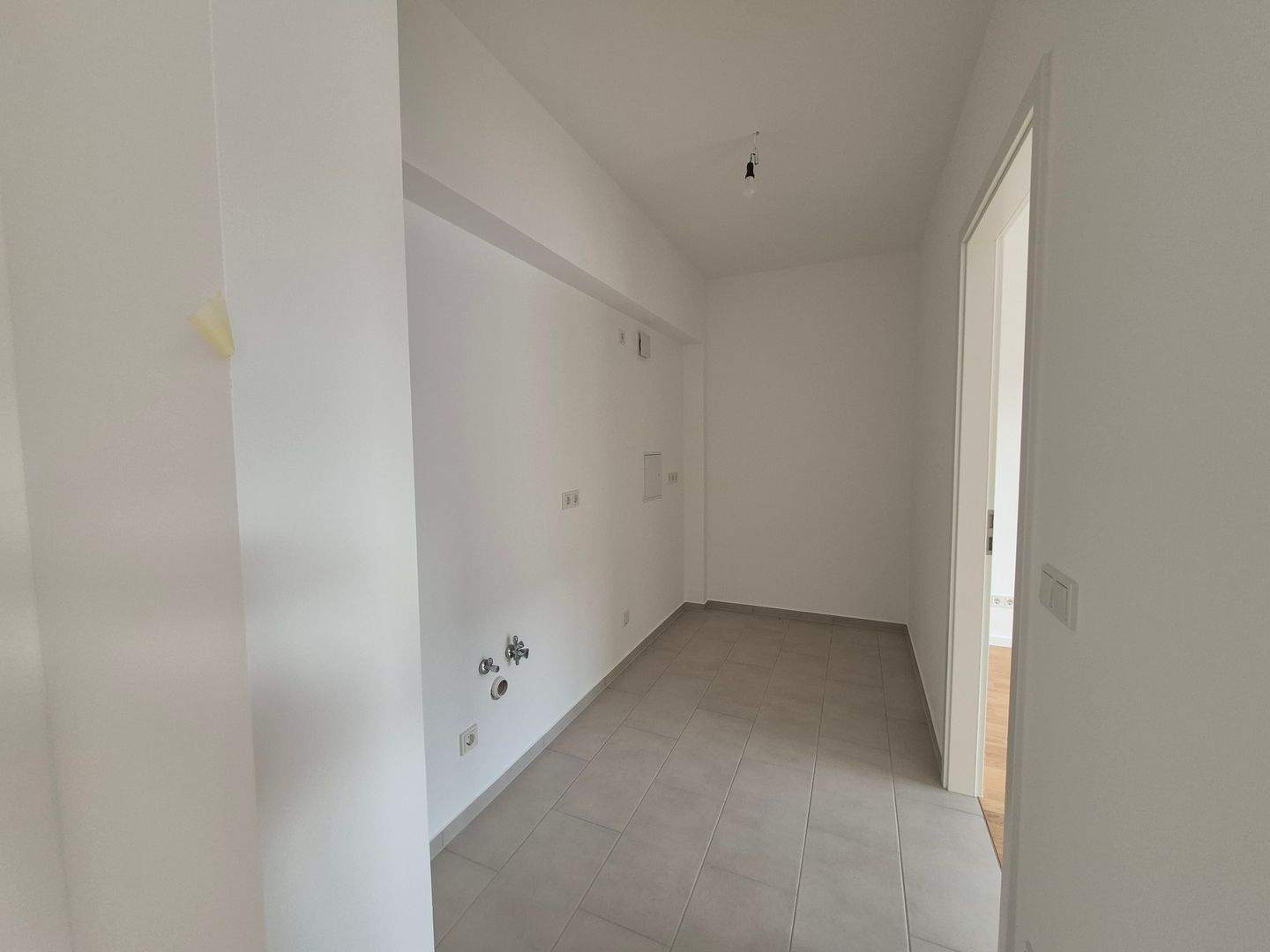 Schicke 3-Zimmer mit Parkett, Balkon u. Fußbodenheizung – Magdeburg – Vorschaubild 3