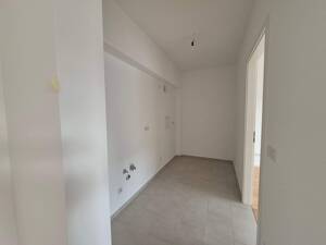 Schicke 3-Zimmerwohnung mit Parkett, Balkon u. Fußbodenheizung – 39112 Magdeburg – Vorschaubild 3