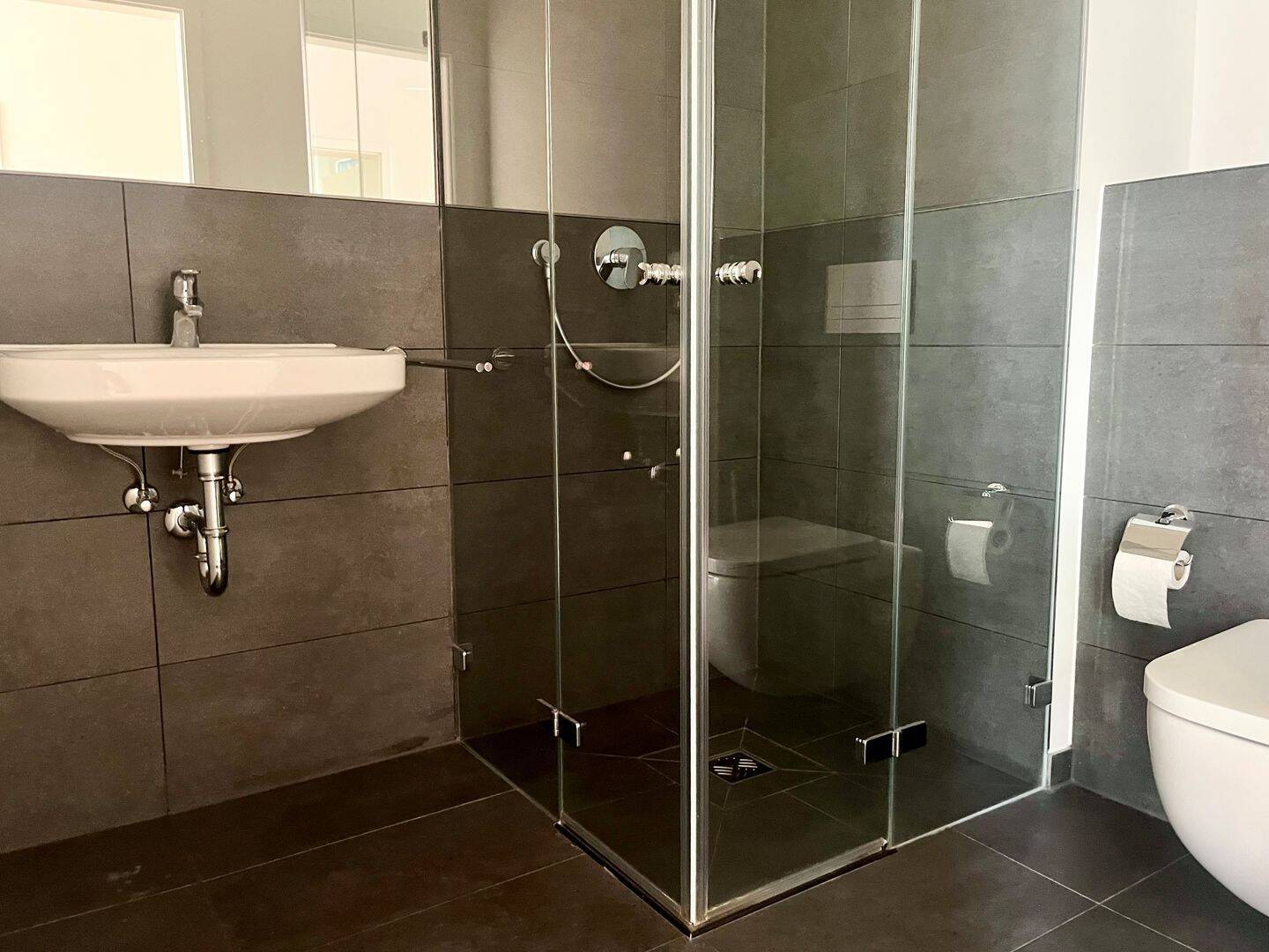 2-Zimmer-Neubau-Wohnung mit Balkon im ruhigen Innenhof! – Nürnberg – Vorschaubild 4