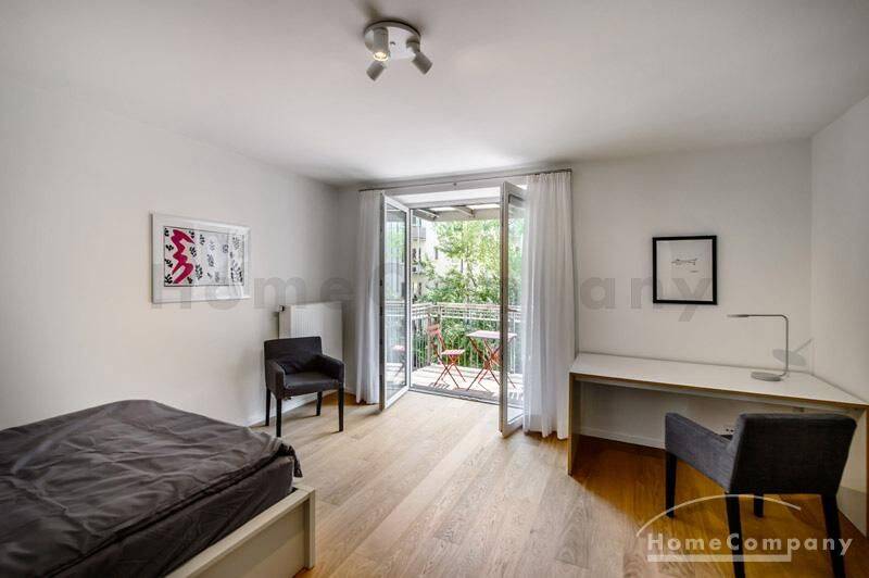 Schöne neu renovierte und möblierte 2-Zimmer-Wohnung mit Balkon in der Maxvorstadt – München – Vorschaubild 4