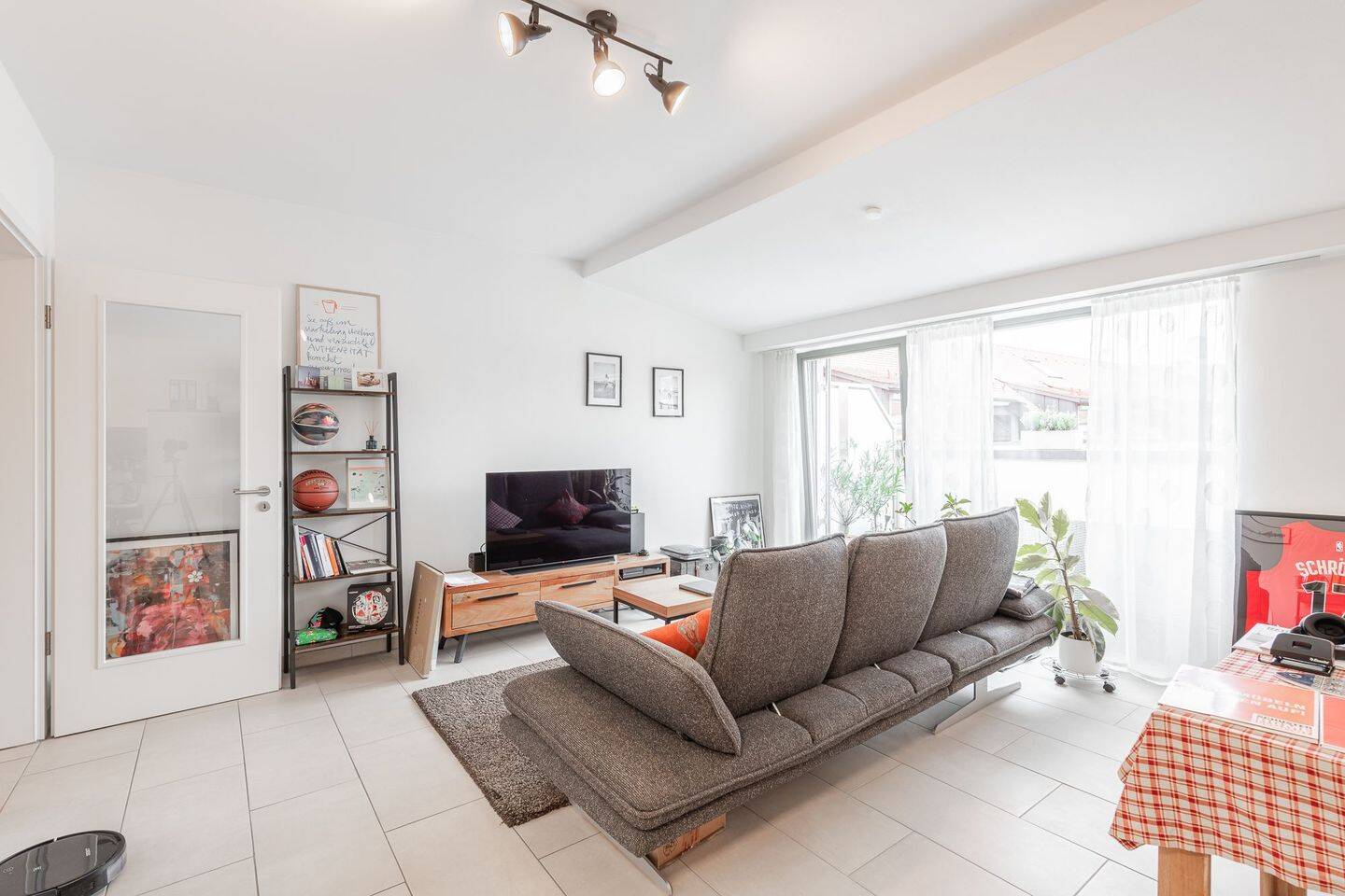 2 ZKB - hohe Räume - TG-Stellplatz - inkl. EBK - Südbalkon - inmitten der Altstadt - sofort frei! – Ingolstadt – Vorschaubild 6