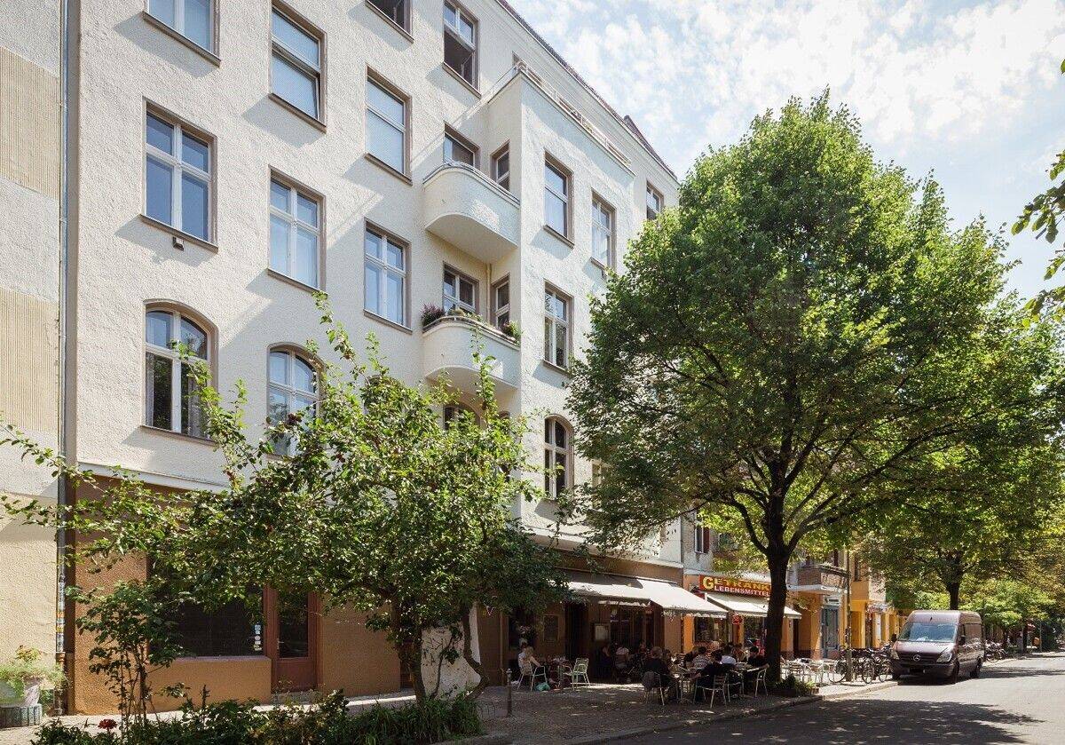Großzügige Altbauwohnung mit Balkon in Kiezlage von Kreuzberg ***vermietet*** – 10997 Berlin – Bild 1 von 9
