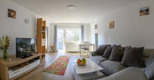 Moderne Wohnung in Alsternähe mit Balkon | Zentral und Blick ins Grüne – 22087 Hamburg – Vorschaubild 2