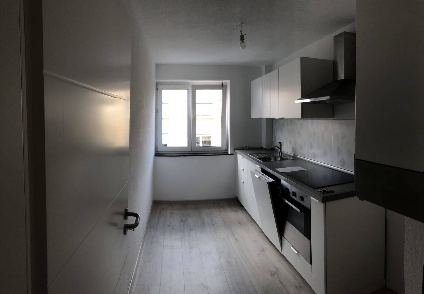 Stuttgart-West: Renovierte 3-Zimmer-Wohnung (74 m²) mit Balkon & Einbauküche – Stuttgart – Vorschaubild 6