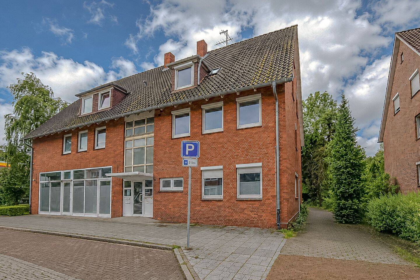 Kompakte 1,5-Zimmer-Souterrainwohnung mit neuer Einbauküche