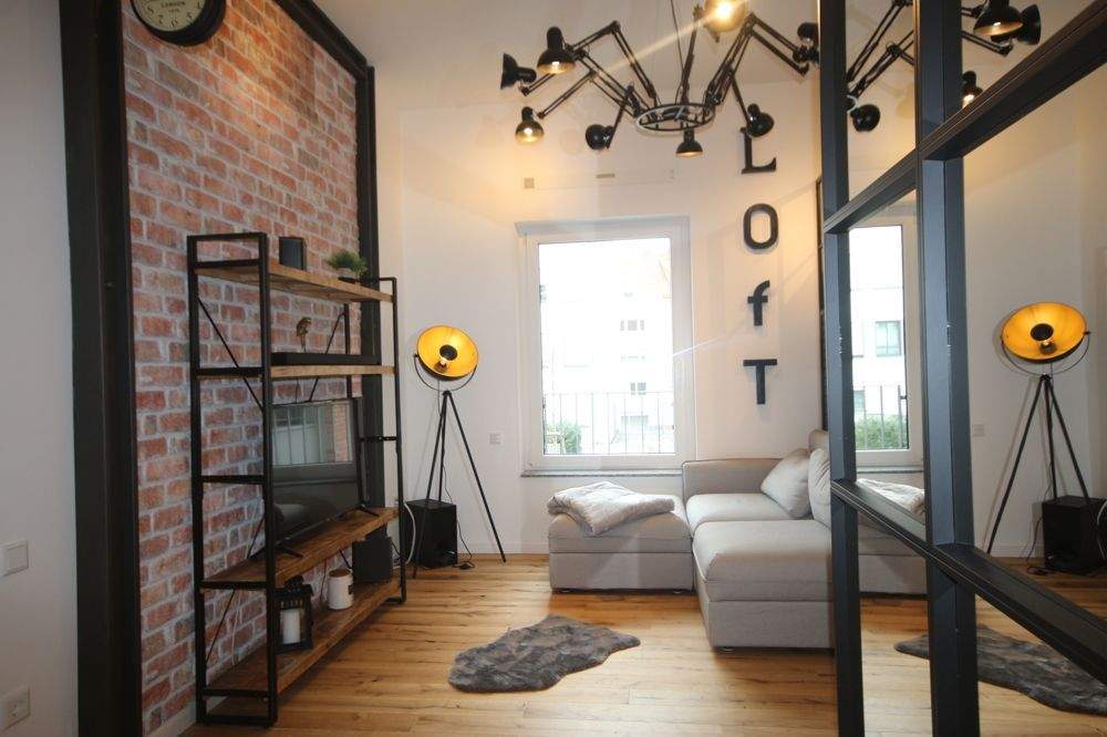 Modernes Apartment im Loftstil in zentraler aber ruhiger Lage von Saarbrücken – Saarbrücken – Vorschaubild 2