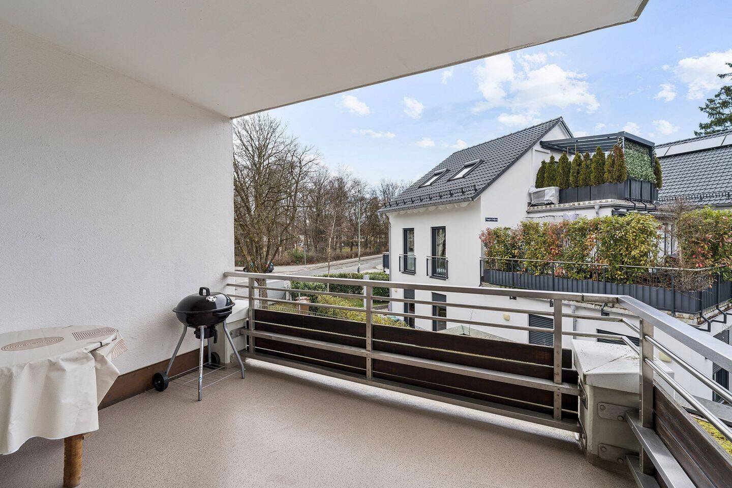 Charmante 2,5-Zimmer-Wohnung mit Potenzial in Solln – München – Vorschaubild 5