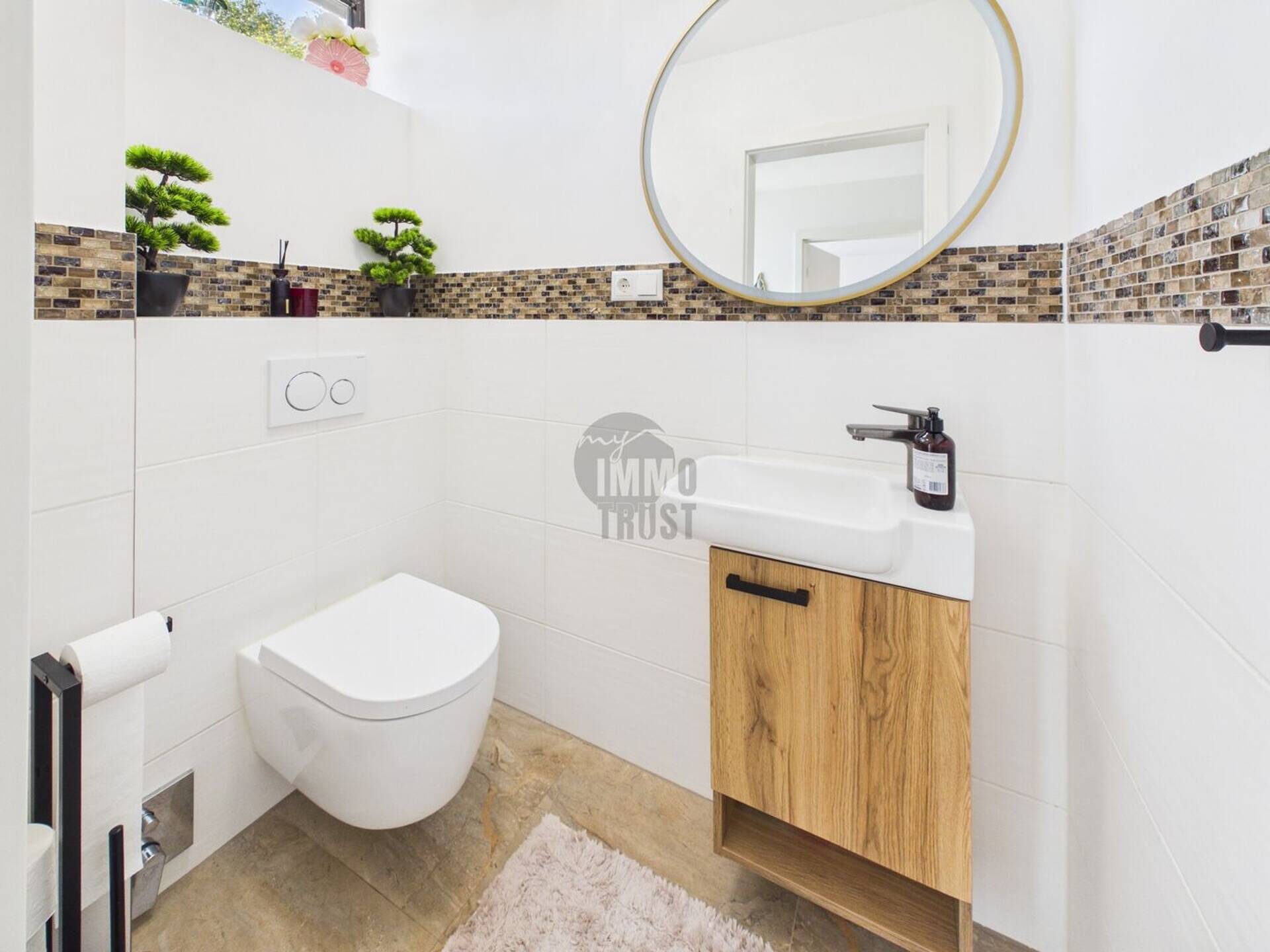 Haus in 26386 Wilhelmshaven mit 200 m² kaufen