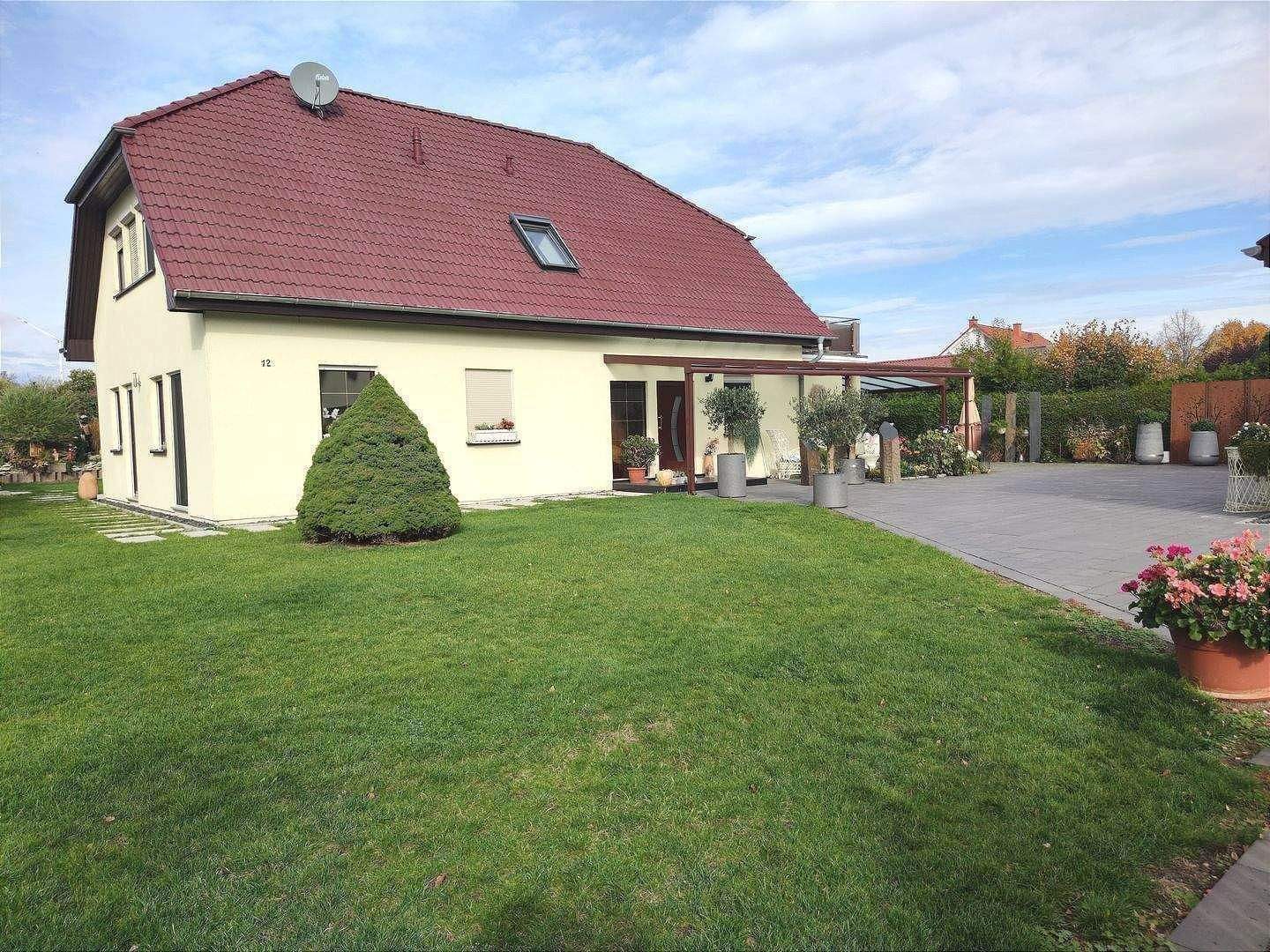 Ihr Wohnhaus mit viel Raum für flexible Nutzungsmöglichkeiten – Erfurt – Bild 1 von 6