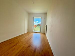 CHARMING PERIOD APARTMENT WITH KITCHEN, BATHTUB & SUNNY BALCONY IN PRIME POTSDAM ! – 14469 Potsdam – Vorschaubild 2