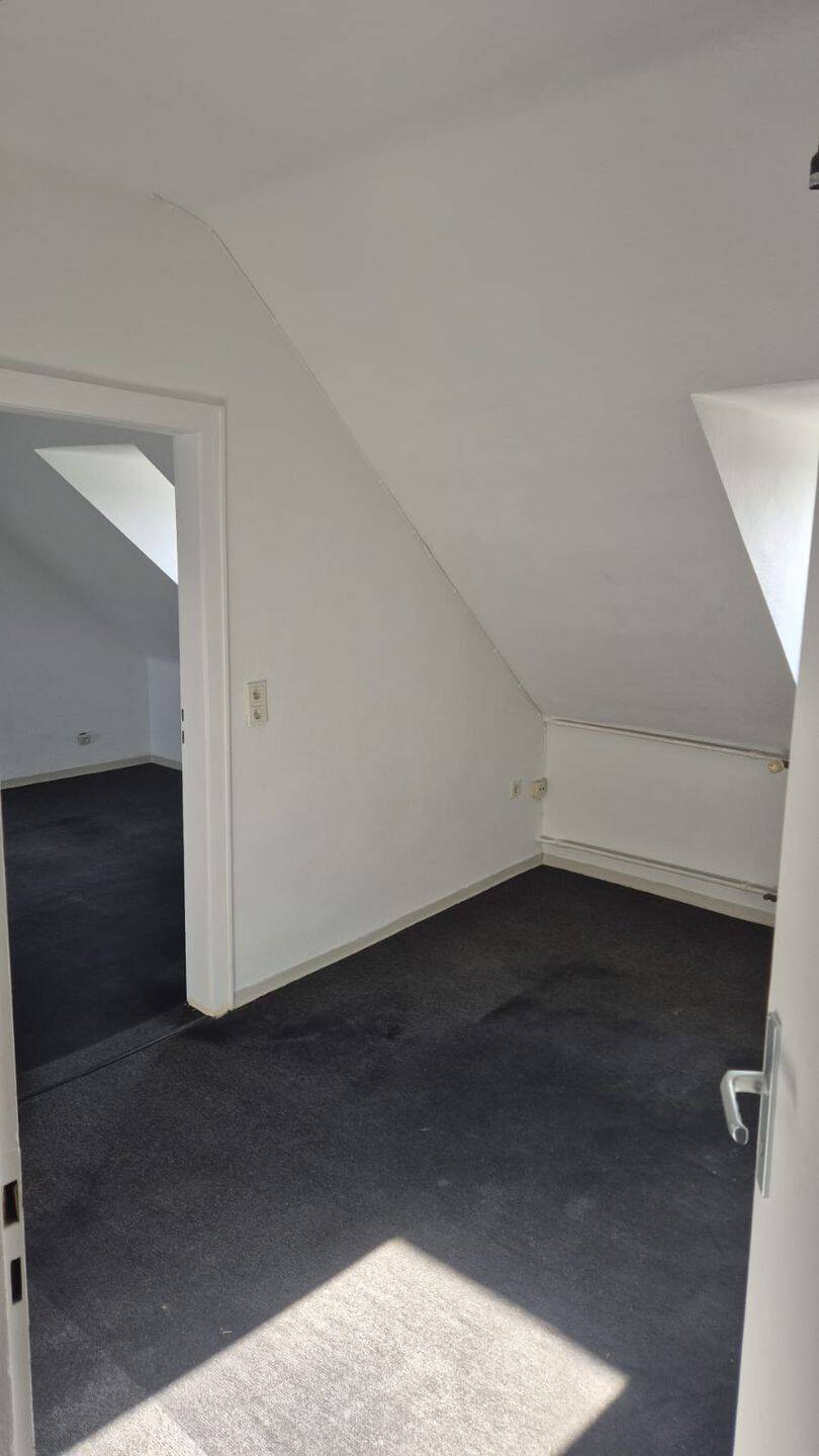 Dachgeschosswohnung in zentraler Lage von Koblenz! – Koblenz – Vorschaubild 5