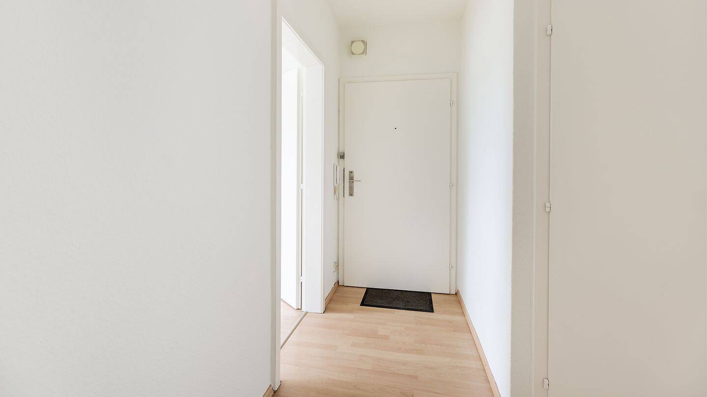 Helle und moderne Eigentumswohnung mit großem Wohn-Essbereich & Westbalkon in Hamburg-Iserbrook! – Hamburg – Vorschaubild 3