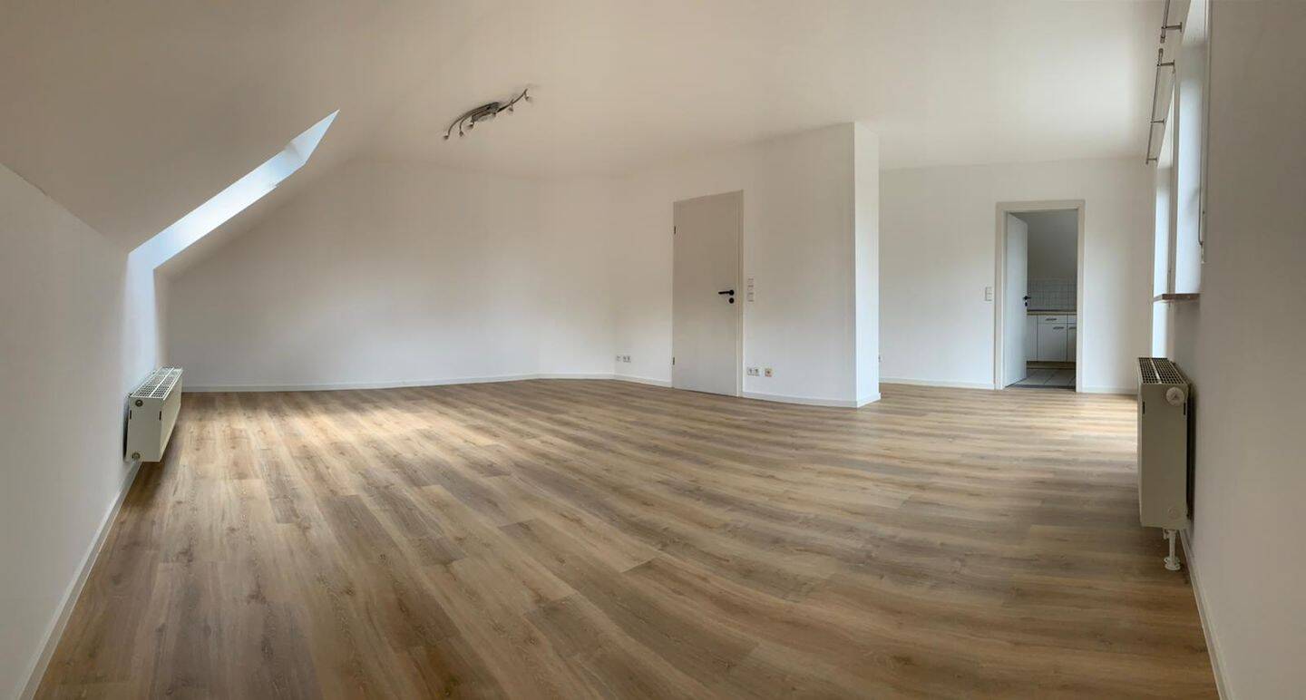 Helle 3-Zimmer Dachgeschosswohnung – Heilbronn – Vorschaubild 5