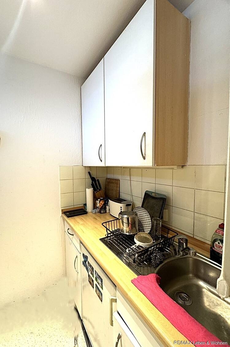 Teil-renoviertes und vermietetes 1 Zimmerappartement in Bestlage von Milbertshofen. – München – Vorschaubild 5