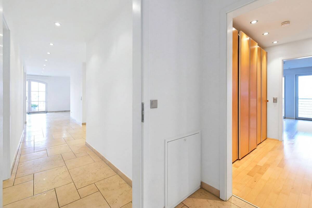 Und immer wieder geht die Sonne auf! Bj. 2004, 214 m², En.Eff B, 5R, Garage & Stellplatz – Essen – Vorschaubild 8