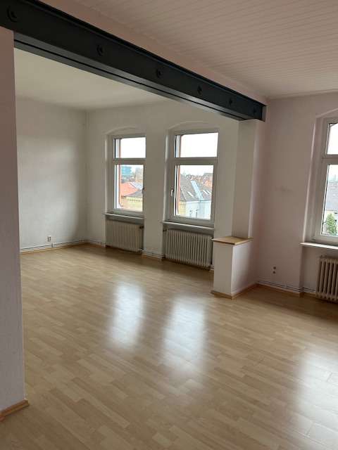 Viel Platz zum Entfalten - Altbauwohnung mit Option auf ausbaufähiges Dachgeschoss – Braunschweig – Vorschaubild 2