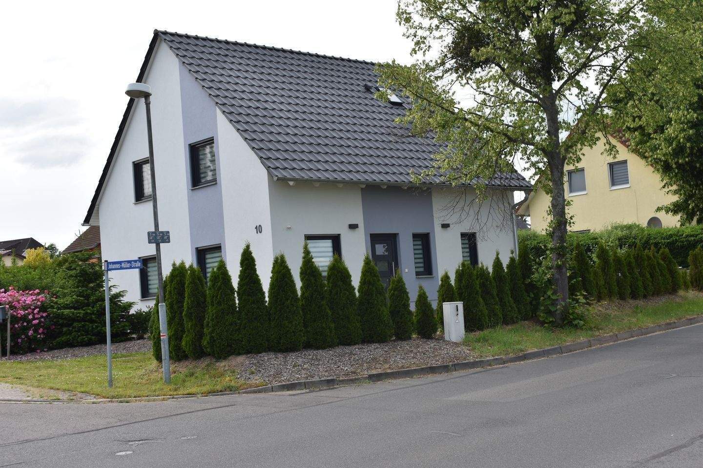 Baujahr 2019 – KfW-55 Einfamilienhaus in ruhiger Lage von Colditz – Colditz – Bild 1 von 9