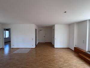 ÜBER DEN DÄCHERN VON FRANKFURT - 3 Zimmer / 2 Terrassen / 1 TG Platz – 60326 Frankfurt am Main – Vorschaubild 5