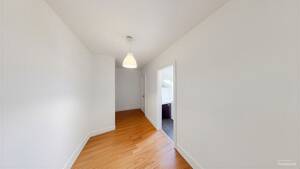 Zentral und dennoch ruhig / Dachgeschosswohnung mit Balkon in Prien am Chiemsee – 83209 Prien am Chiemsee – Vorschaubild 6