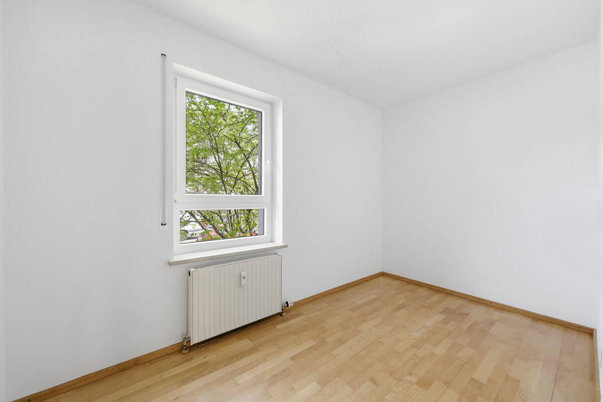 115 m² Wohn-/Nutzfläche - Einladende 2,5-Zimmer-Maisonettewohnung mit großzügigem hellem Hobbyraum – München – Vorschaubild 7