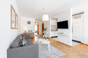 Welc(H)ome® by RIDA FLATS - Köln-Mülheim: All-in! Rheinnähe, Messe, Balkon, WIFI & Tiefgarage